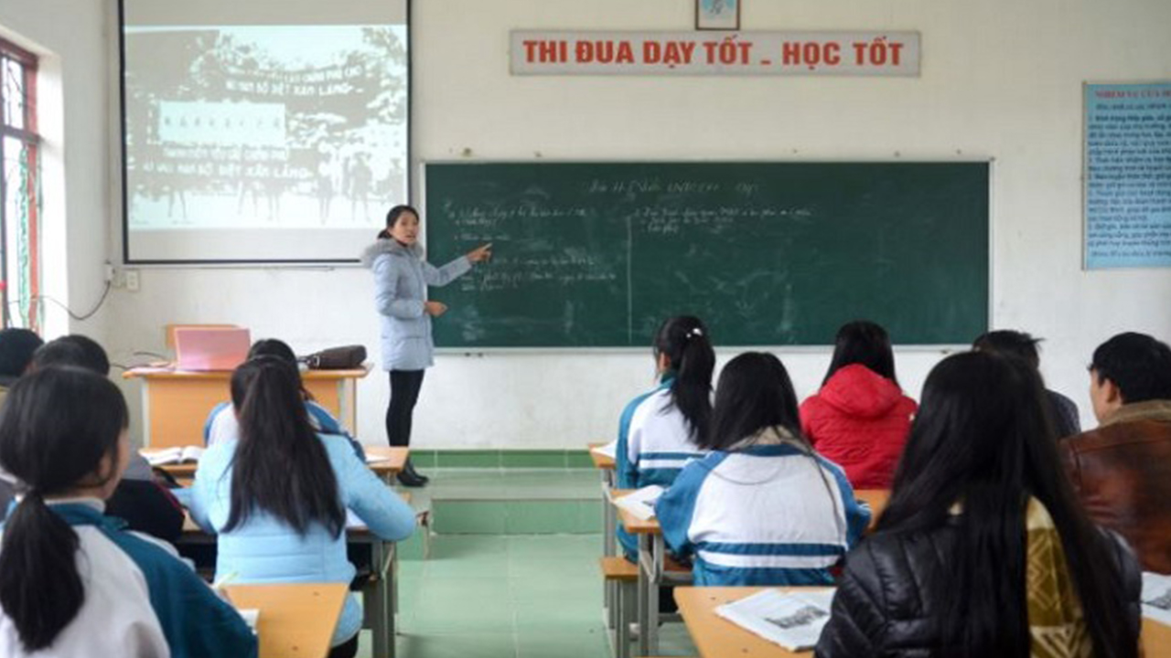 Nằm mơ thấy lớp học đ&aacute;nh đề con g&igrave;?