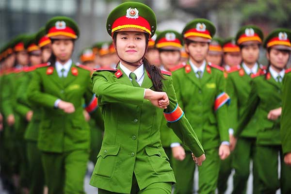 &Yacute; nghĩa của giấc mơ thấy c&ocirc;ng an