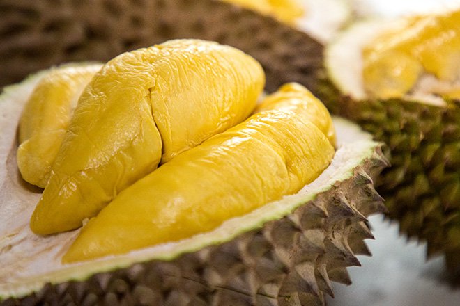 Nằm mơ thấy quả sầu ri&ecirc;ng đ&aacute;nh đề con g&igrave;?