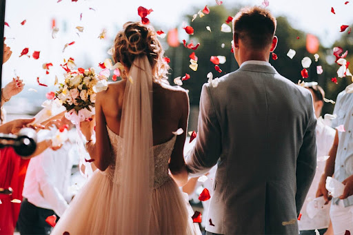 &Yacute; nghĩa của giấc mơ khi thấy đ&aacute;m cưới
